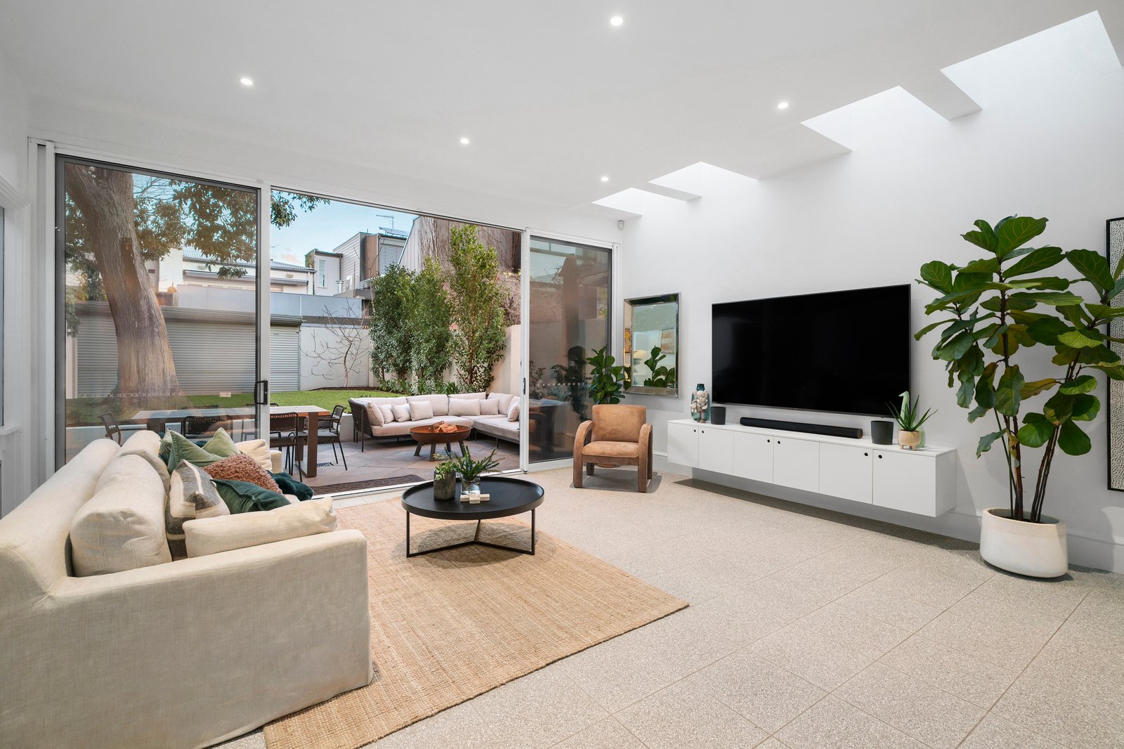 6 Wrights Terrace, Prahran, 3181