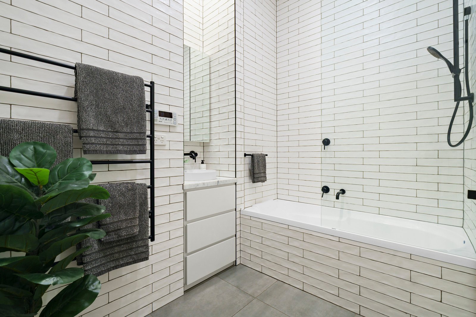 6 Wrights Terrace, Prahran, 3181