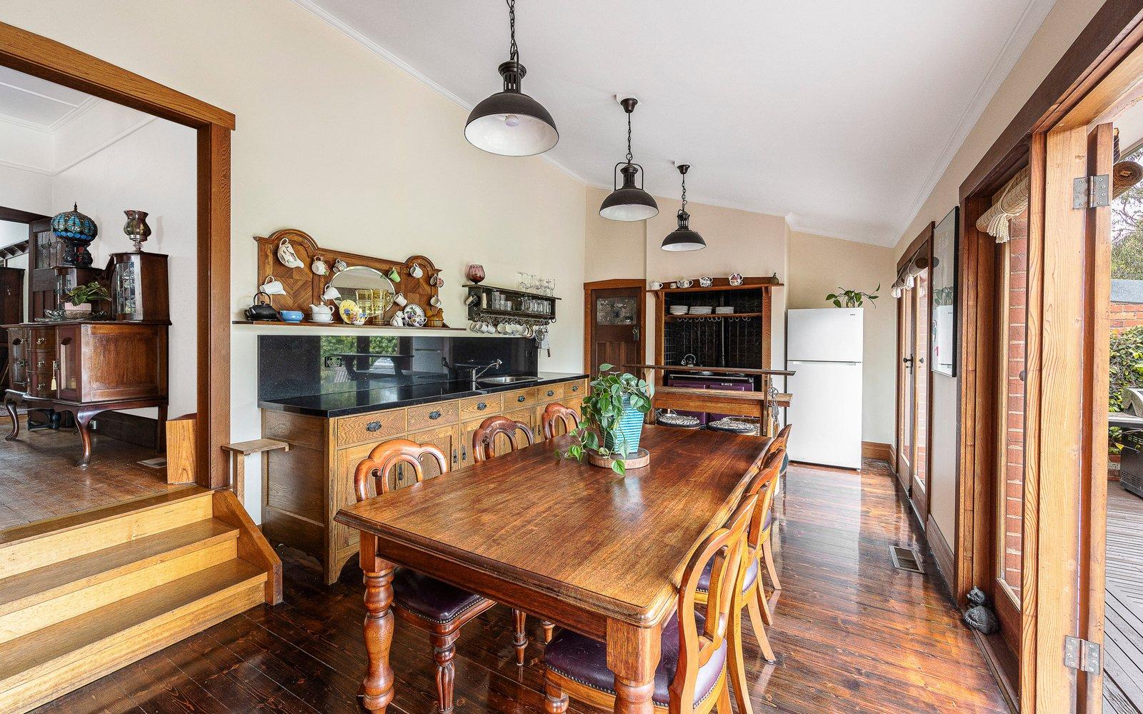 6 York Road, Glen Iris, 3146