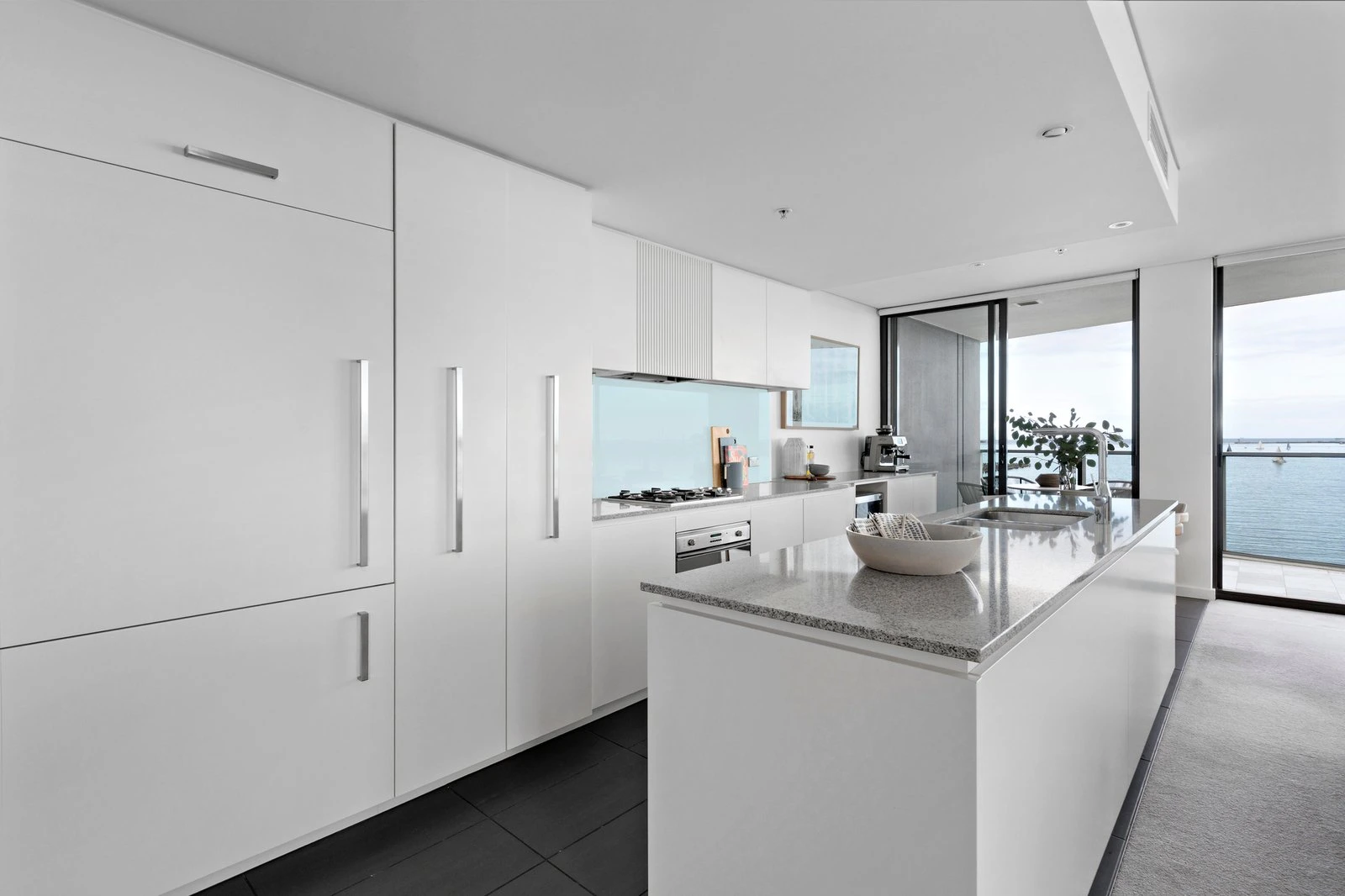 601/155 Beach Street, Port Melbourne, 3207