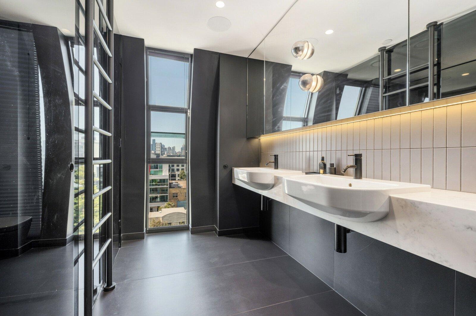 602/49 Beach Street, Port Melbourne, 3207