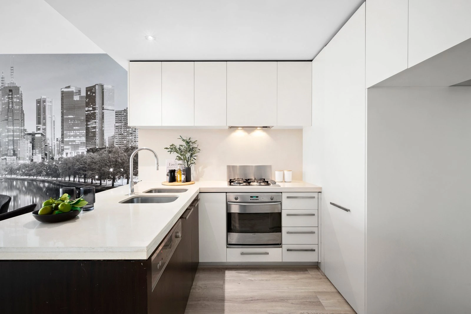 607/1 Roy Street, Melbourne, 3004