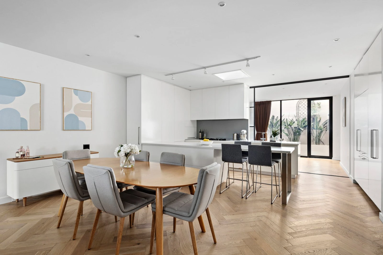 61 South Wharf Drive, Docklands, 3008