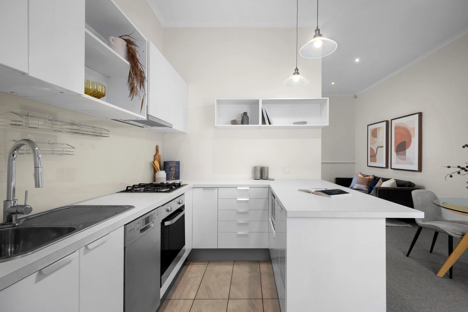 65 Ogrady Street, Albert Park, 3206