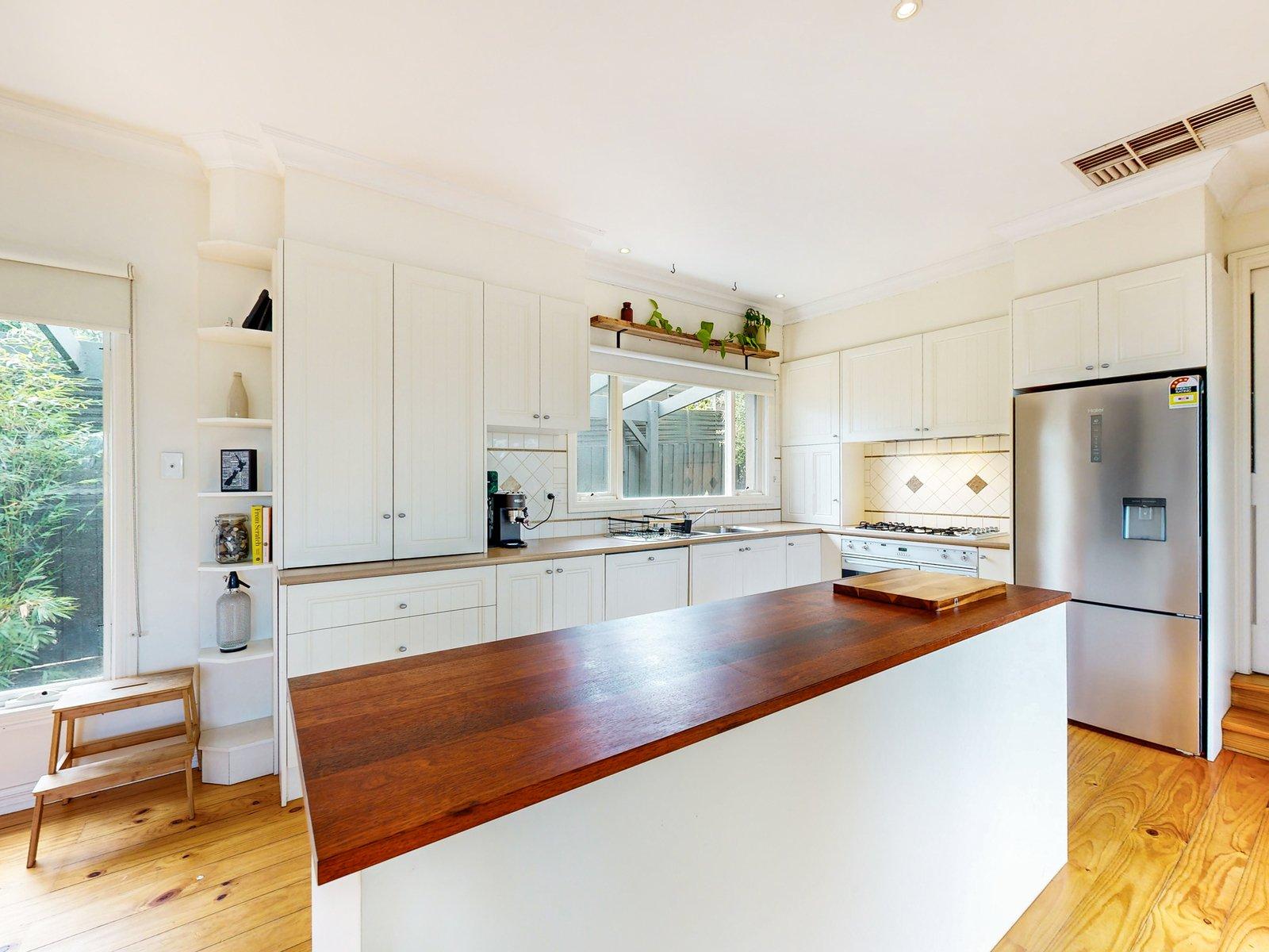 66 Summerhill Crescent, MOUNT ELIZA, 3930