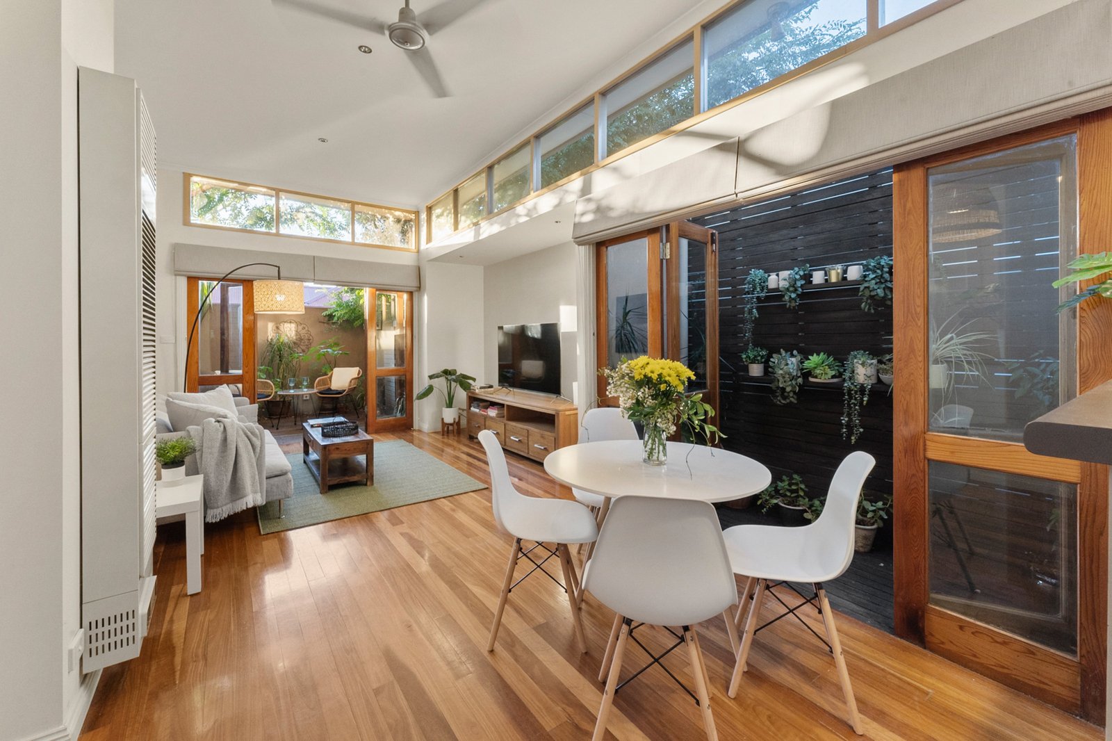 7 Somerset Place, Windsor, 3181