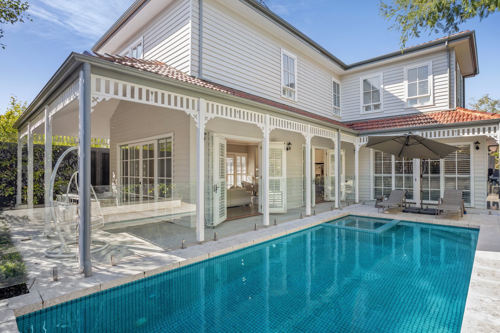 70 Middlesex Road, Surrey Hills, 3127