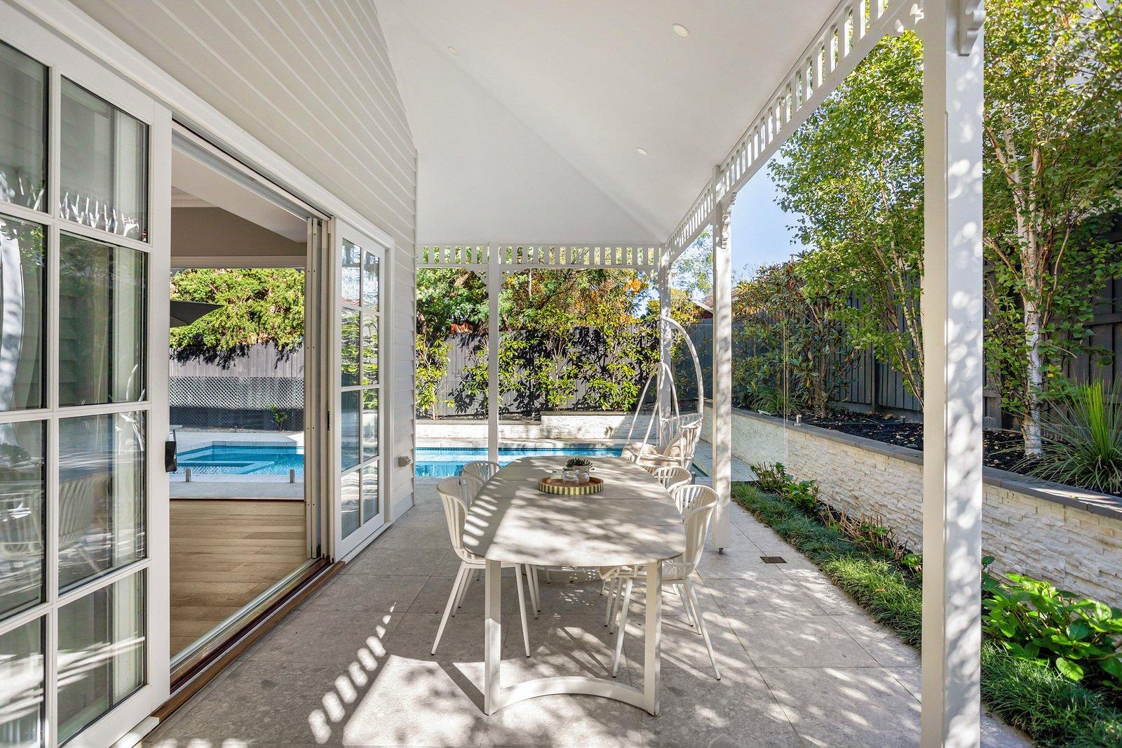 70 Middlesex Road, Surrey Hills, 3127