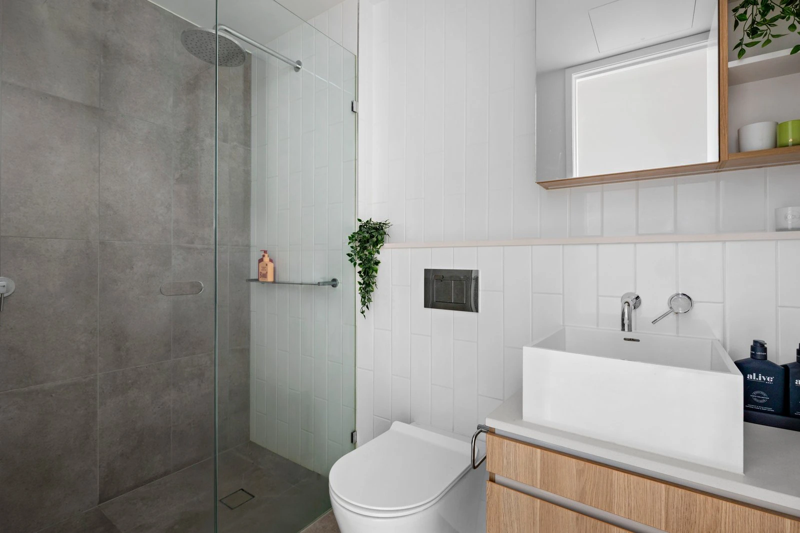 703/51 Thistlethwaite Street, South Melbourne, 3205
