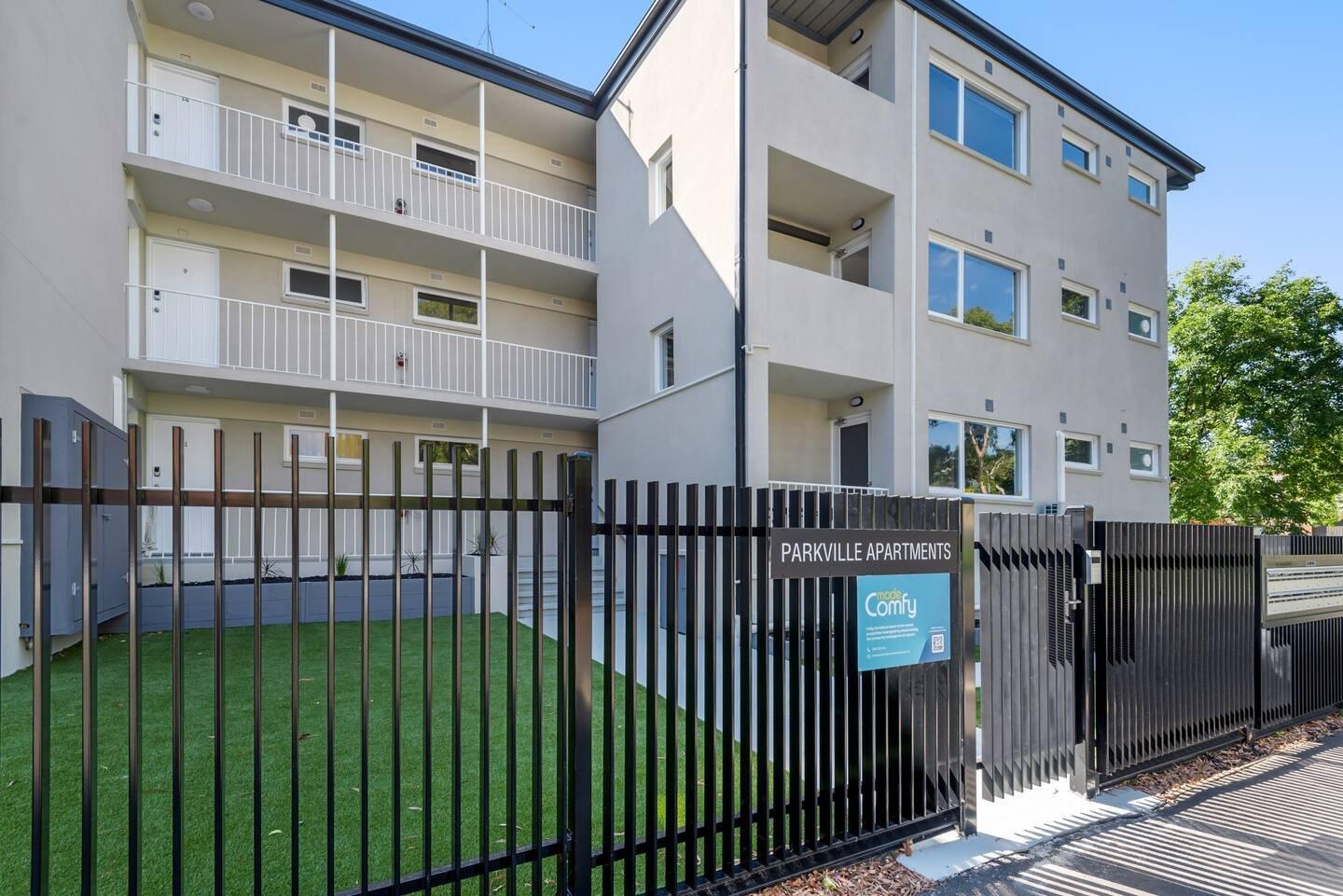 7/44 Gatehouse Street, Parkville, 3052