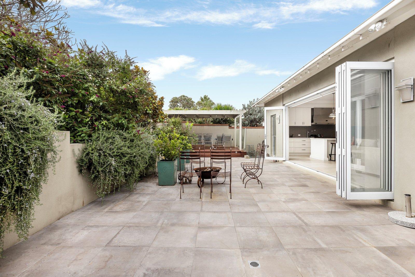77 Strathalbyn Street, Kew East, 3102