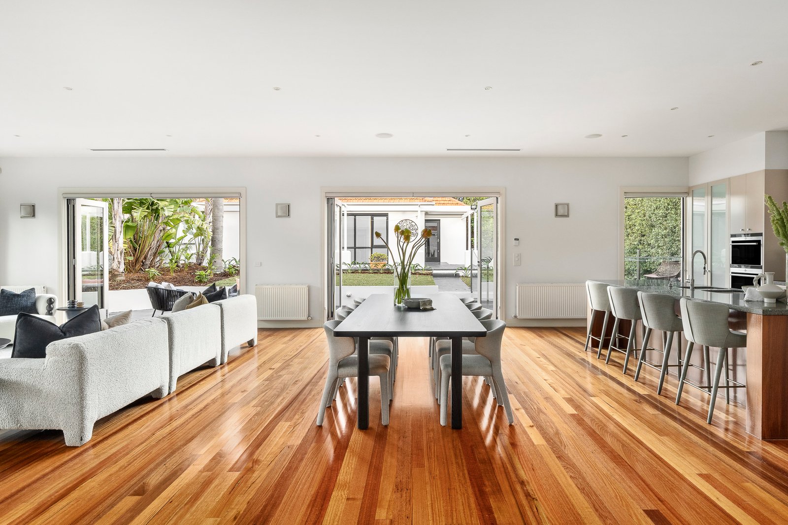 77 Summerhill Road, Glen Iris, 3146