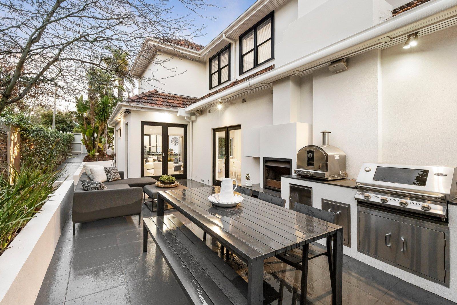 77 Summerhill Road, Glen Iris, 3146
