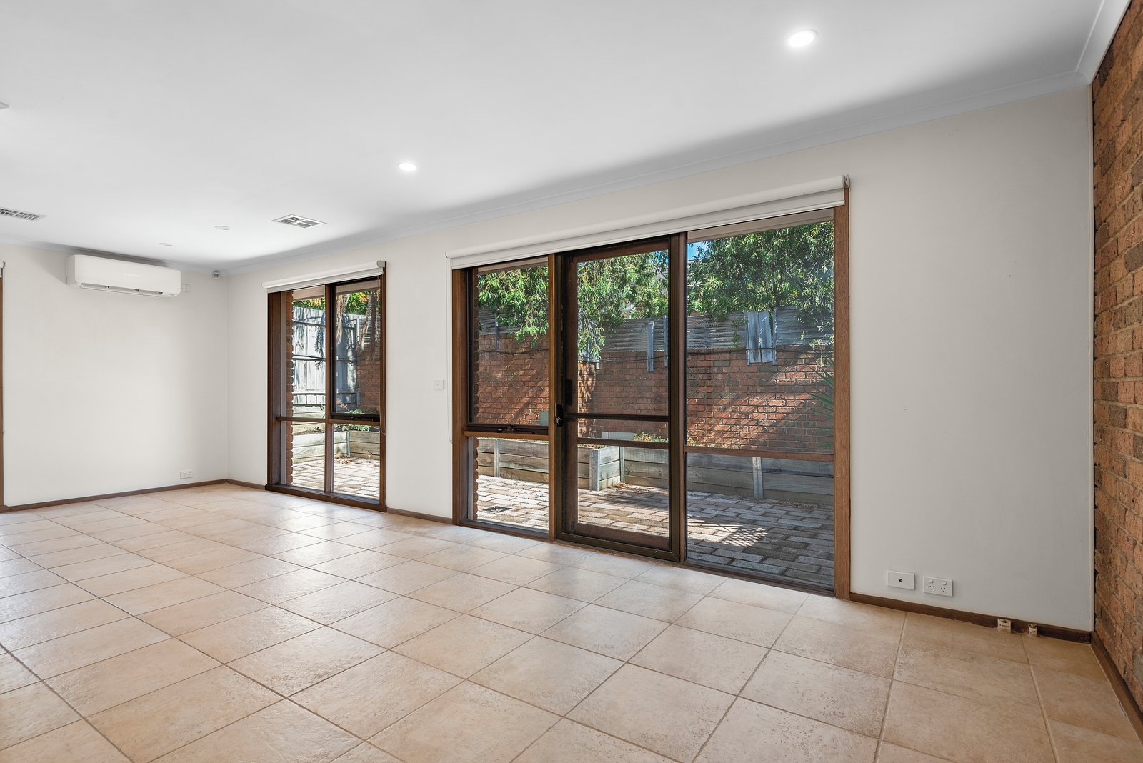 7/9-13 Roger Street, Doncaster East, 3109