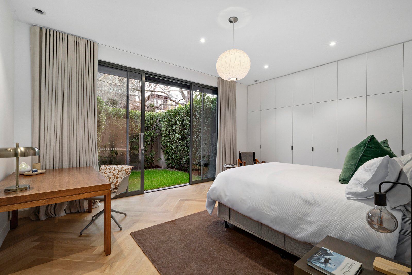 7A Monomeath Avenue, Toorak, 3142