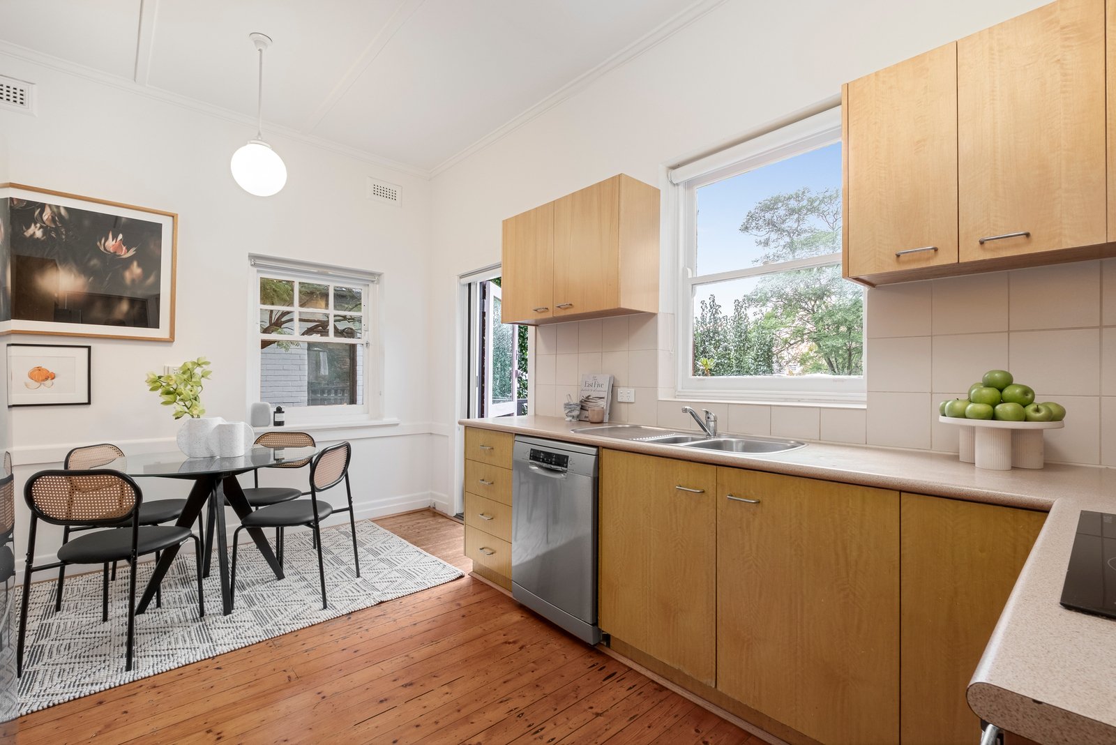 8 Allison Avenue, Glen Iris, 3146