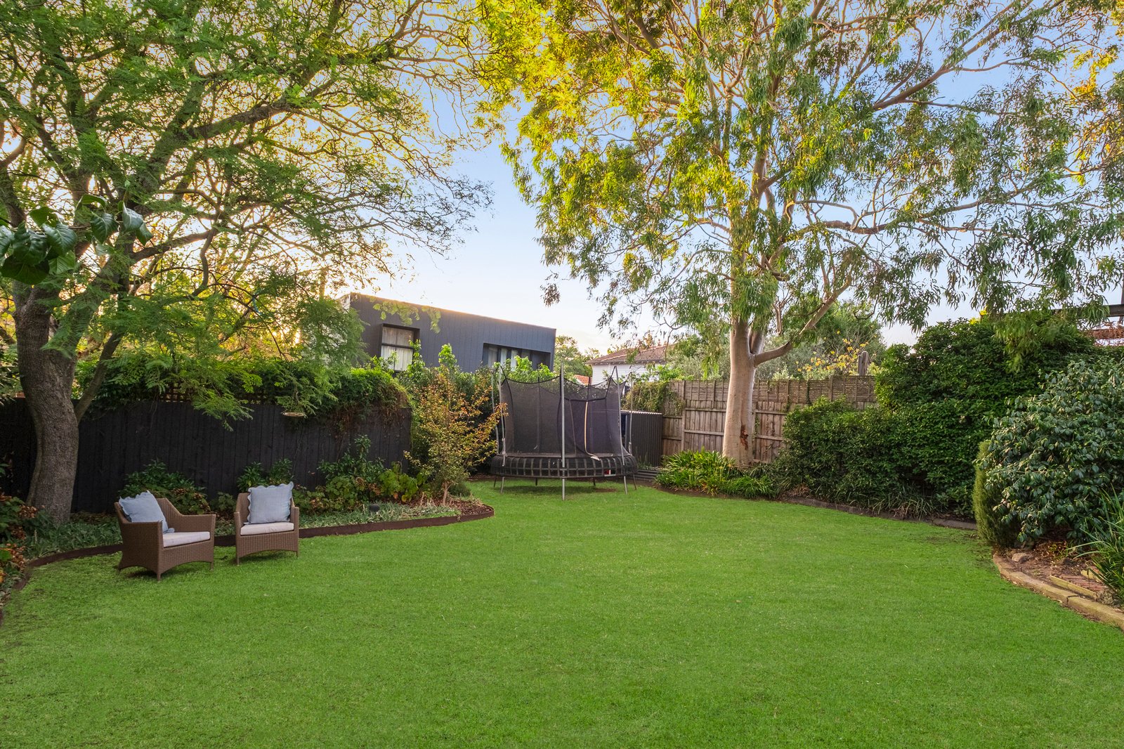 8 Allison Avenue, Glen Iris, 3146