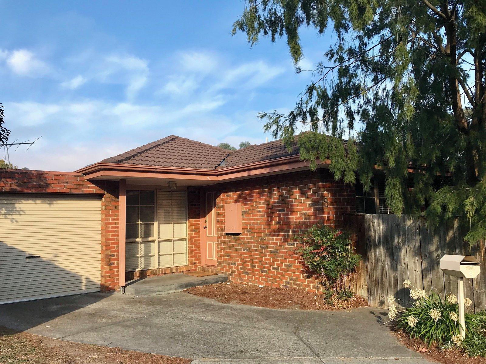 8 Fromhold Drive, Doncaster, 3108