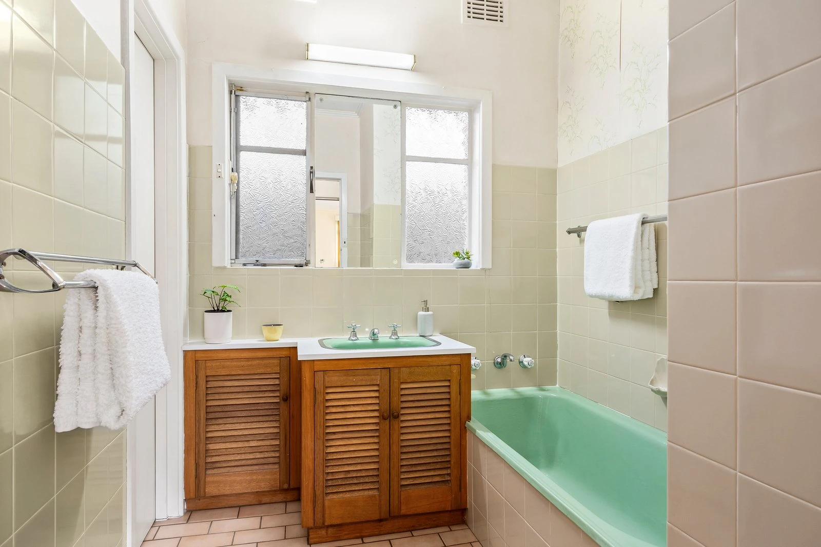 8 Gabriel Avenue, Malvern East, 3145