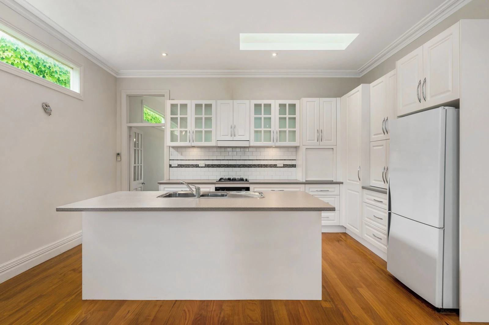 8 Loch Street, Hawthorn East, 3123