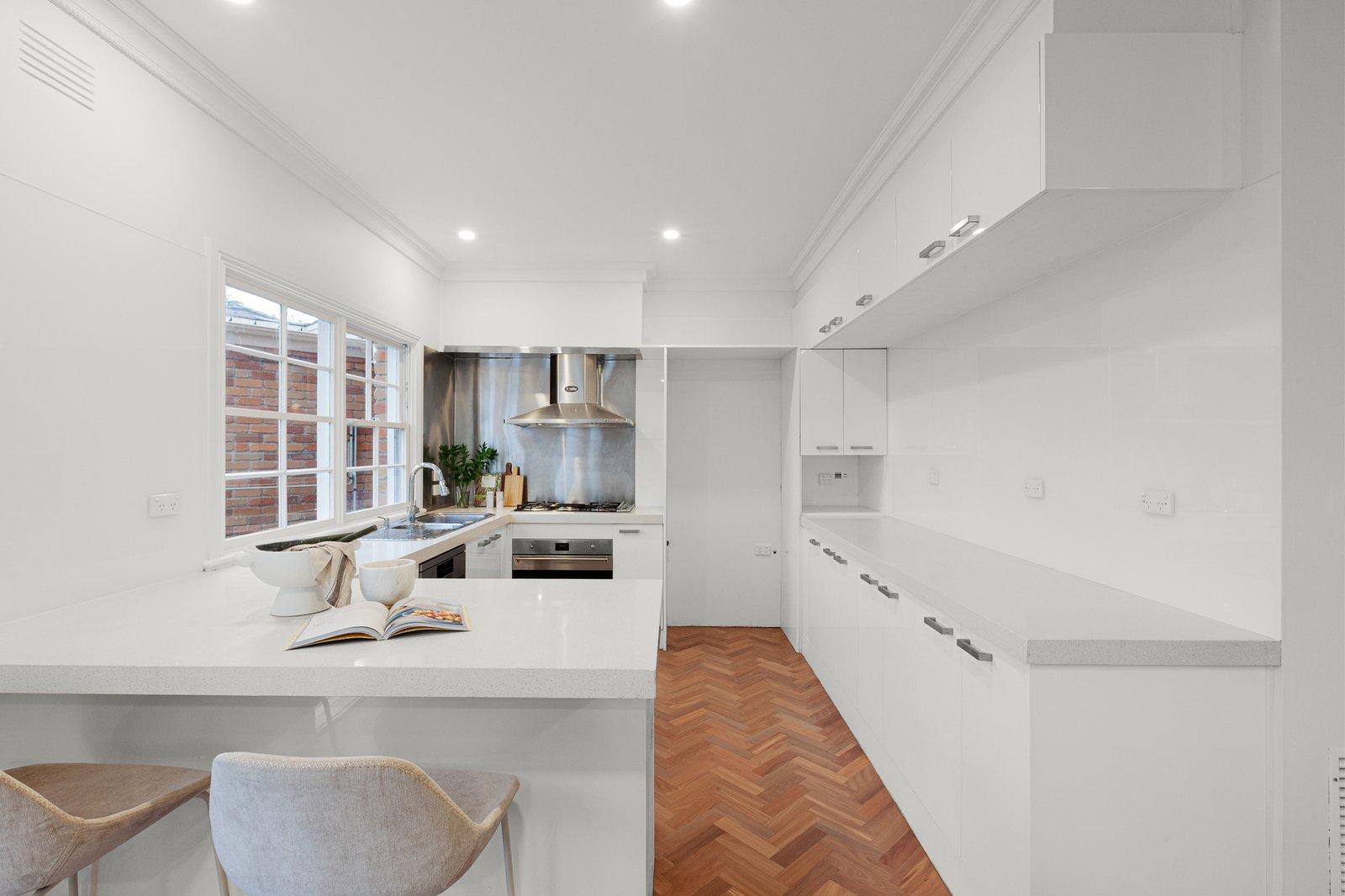 8 Ruhbank Avenue, Balwyn, 3103