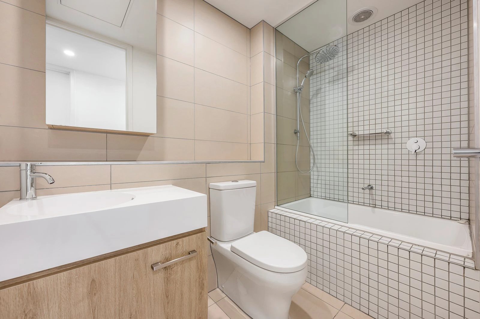 804/32 Lilydale Grove, Hawthorn East, 3123