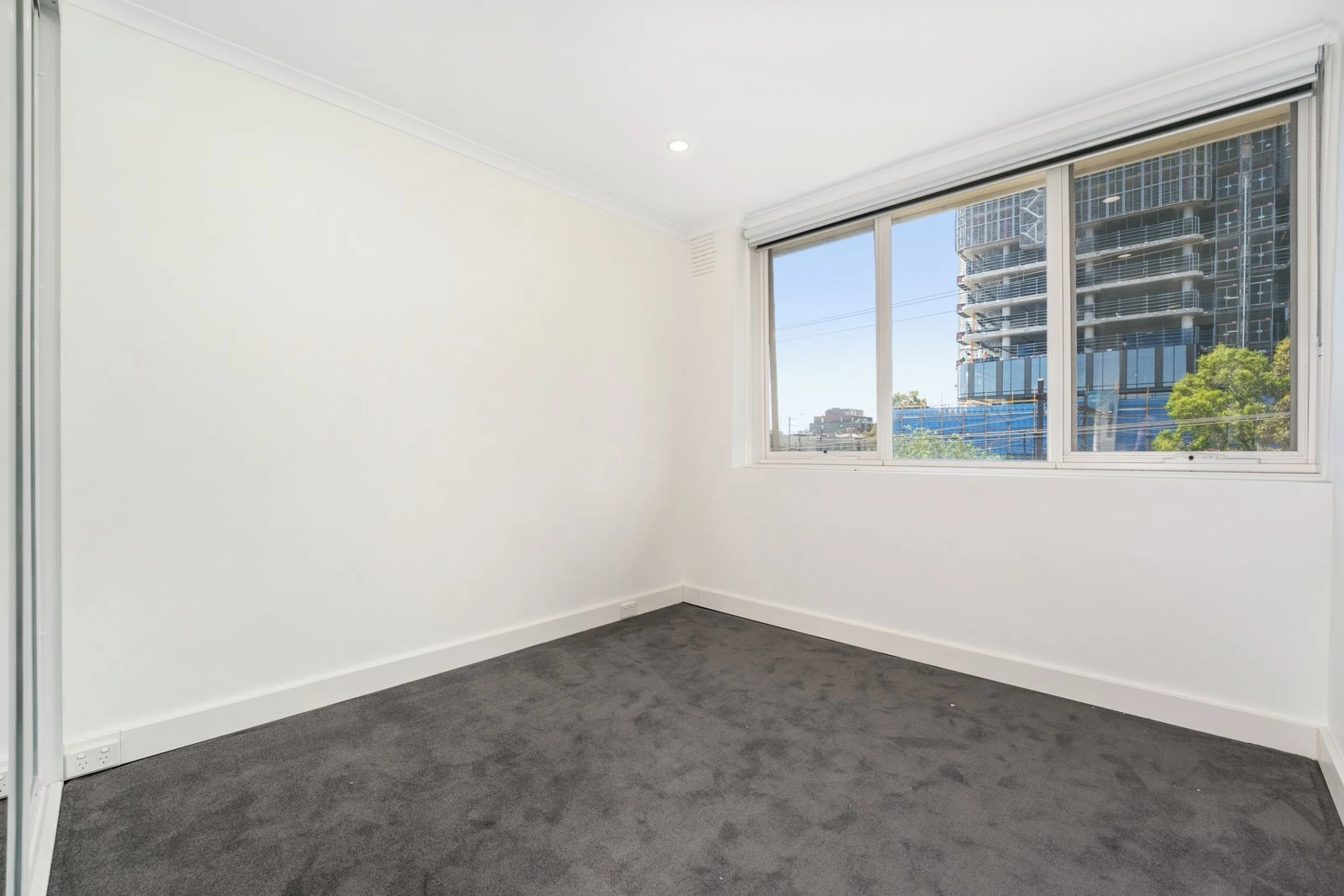 8/12 Madden Grove, Burnley, 3121