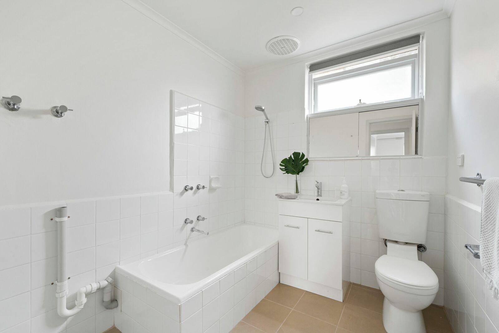 8/1395 High Street, Glen Iris, 3146
