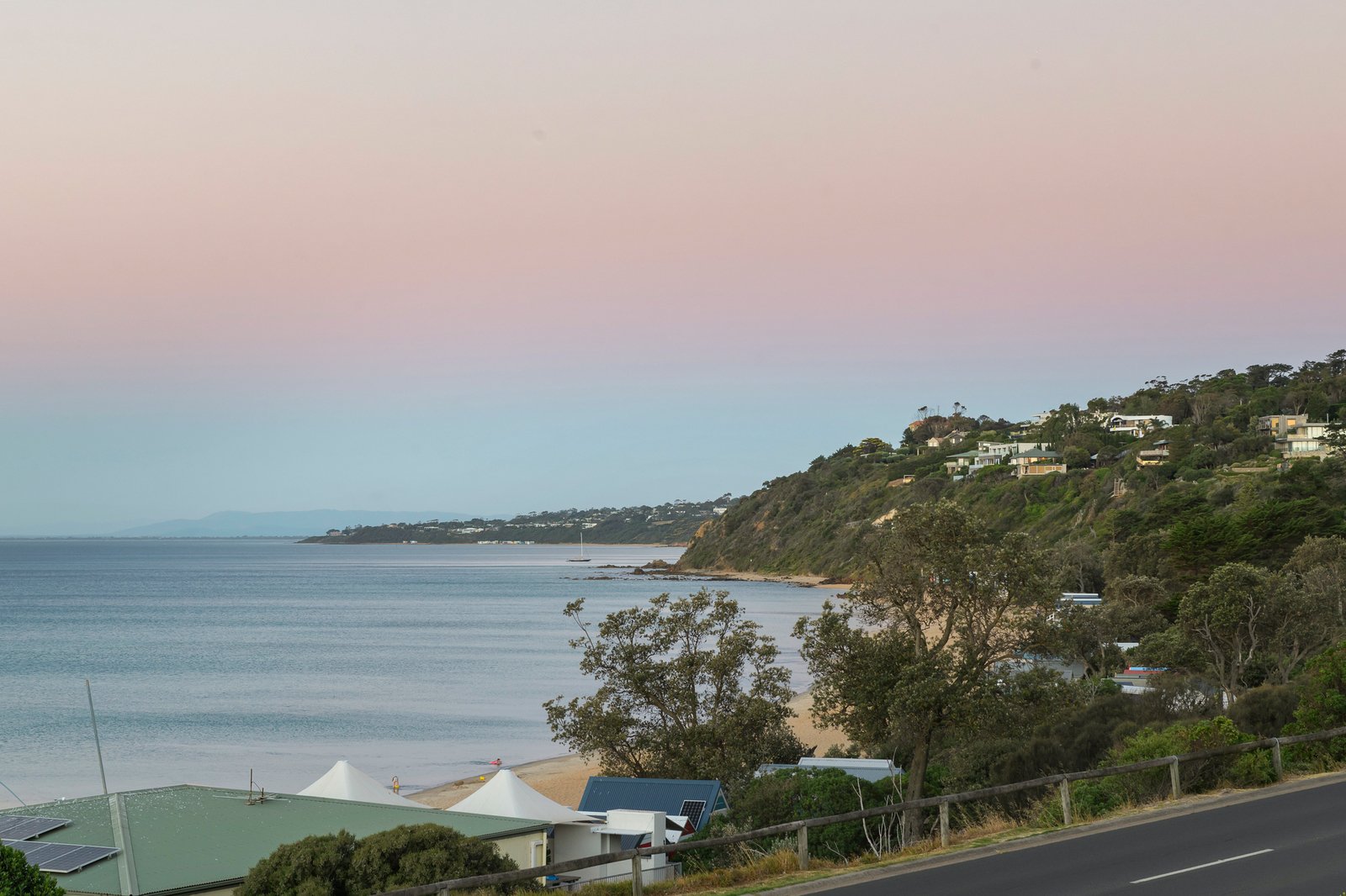 817 Esplanade, Mornington, 3931