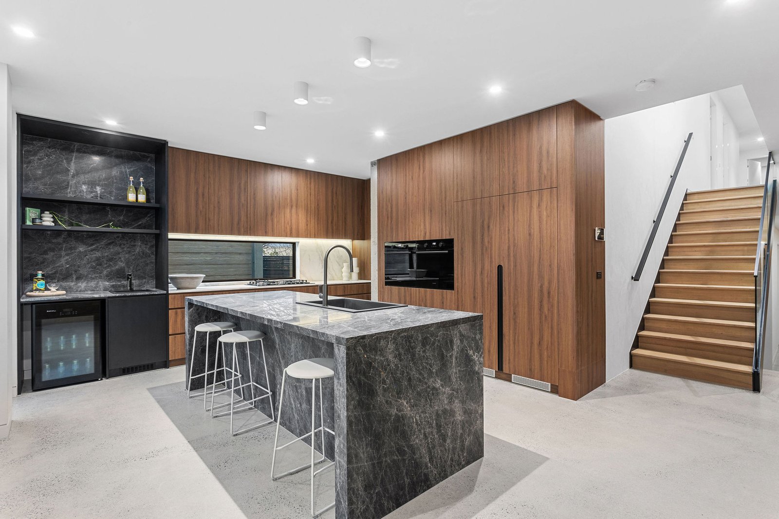 82 Venice Street, Mornington, 3931