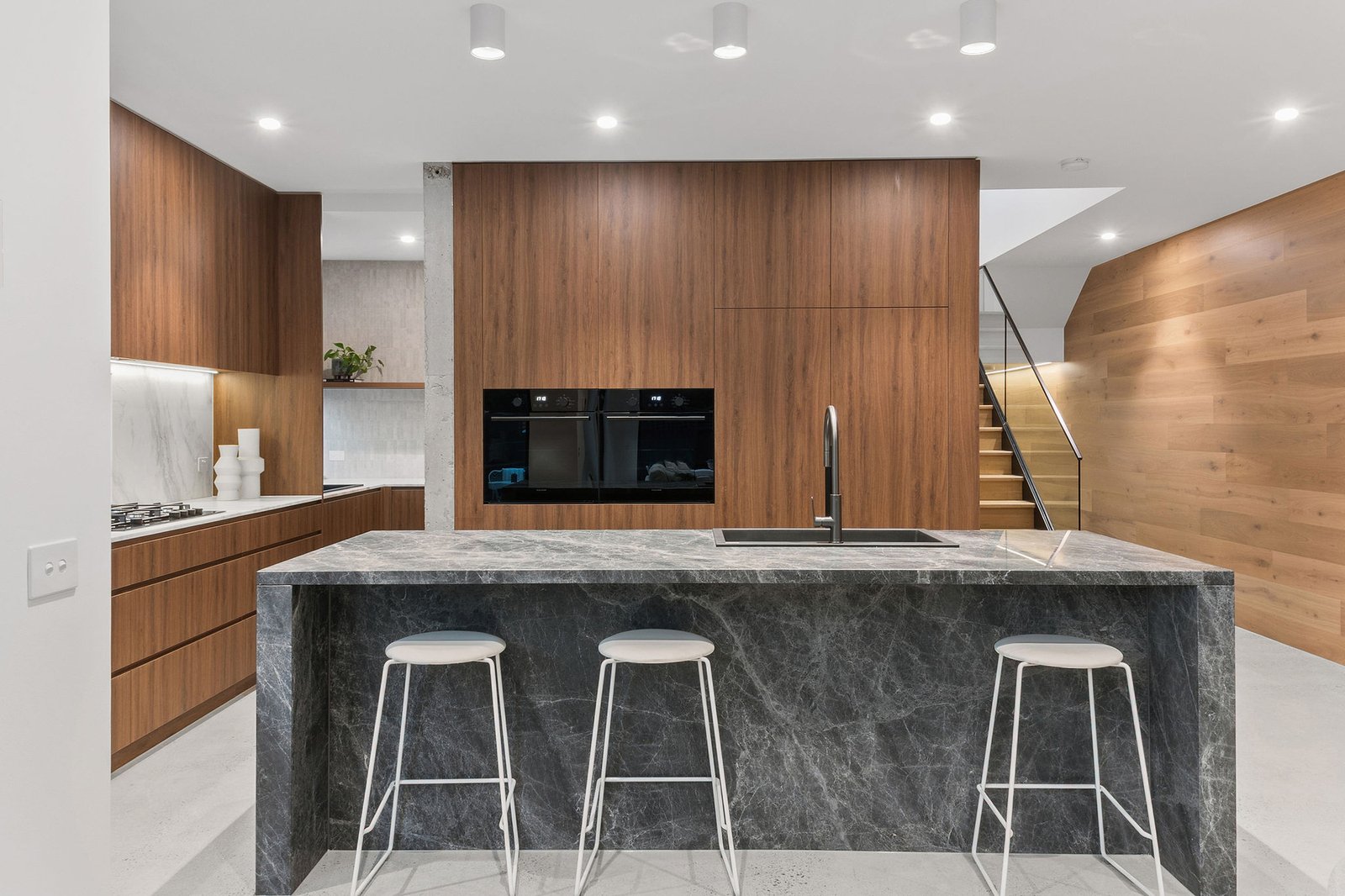 82 Venice Street, Mornington, 3931