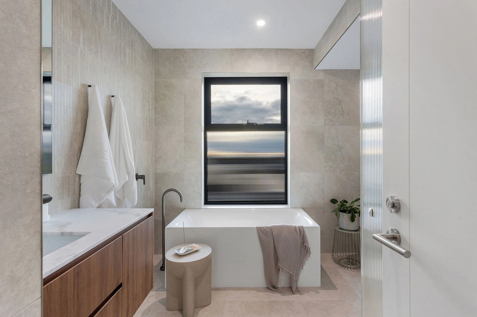 82 Venice Street, Mornington, 3931