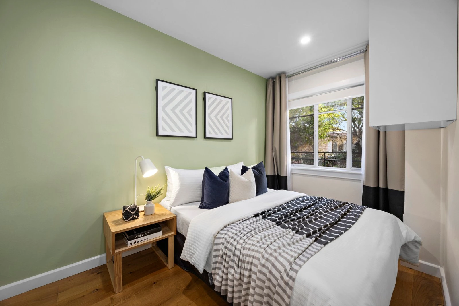 8/289 Barkly Street, St Kilda, 3182