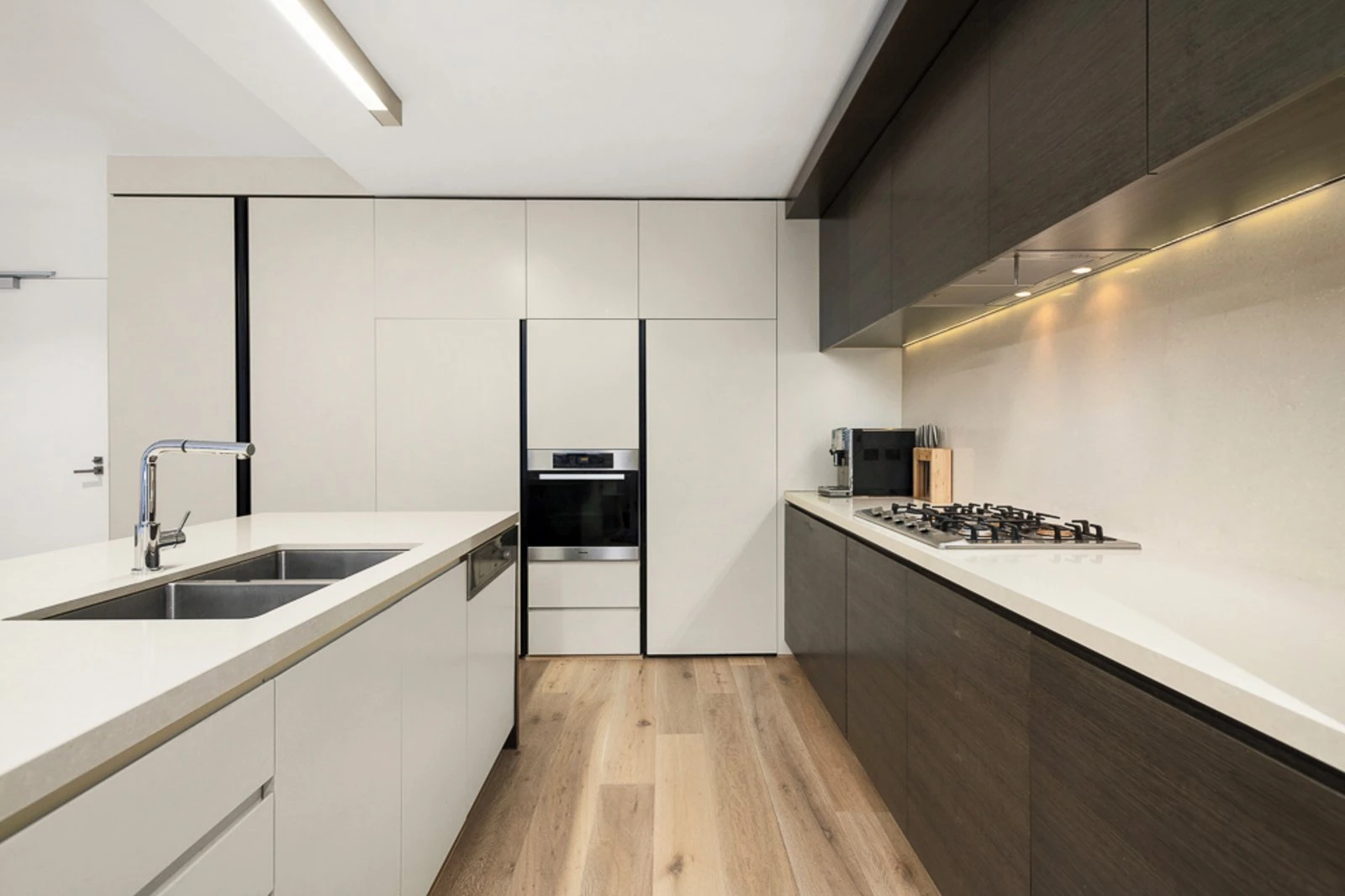 8/30 Warleigh Grove, Brighton, 3186
