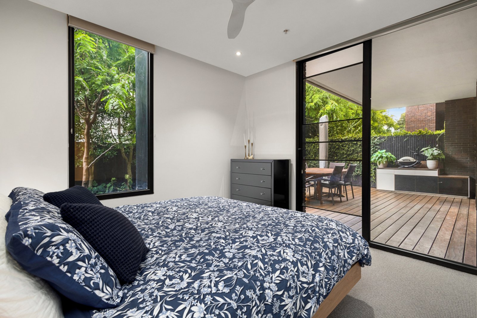 8/30 Warleigh Grove, Brighton, 3186