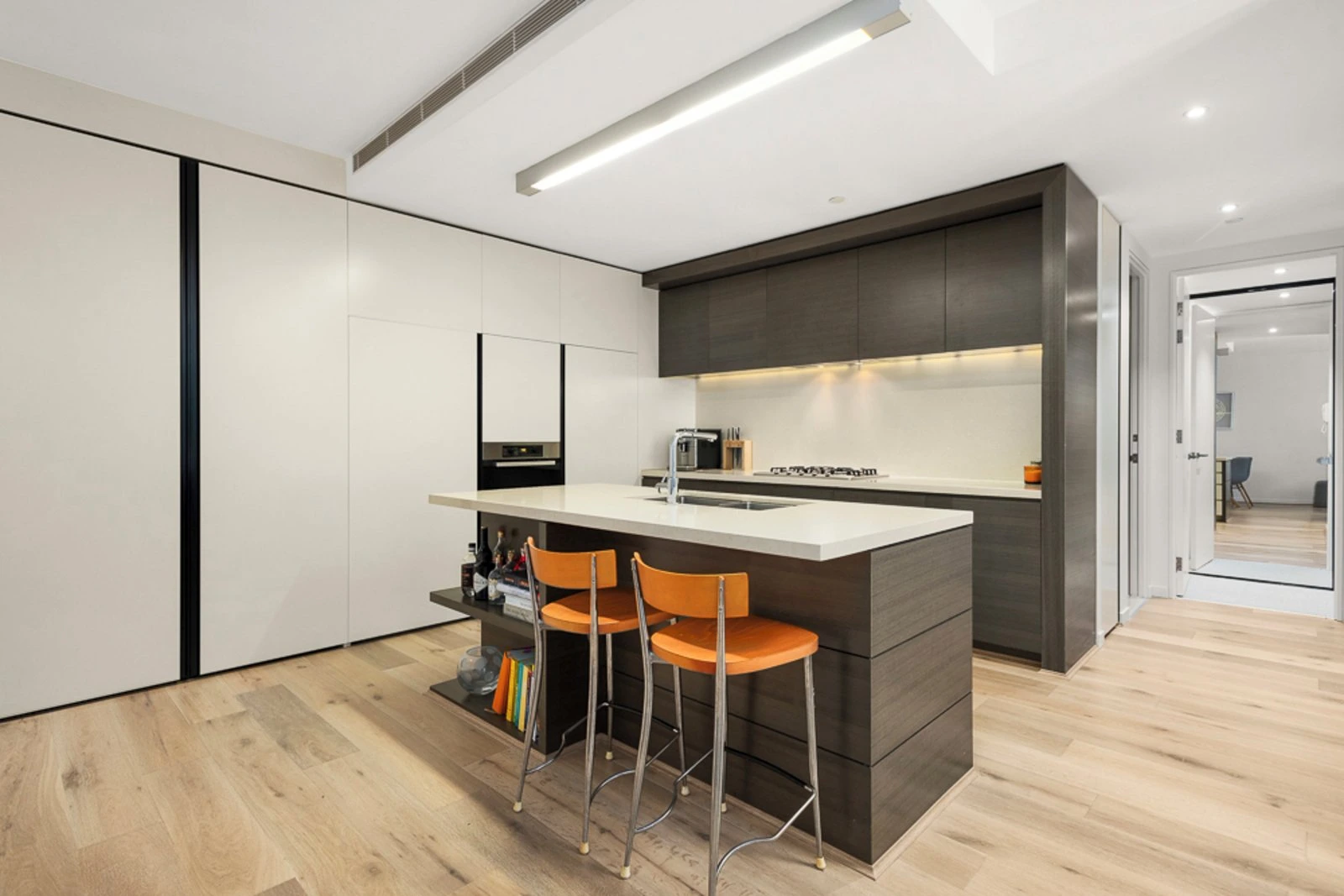 8/30 Warleigh Grove, Brighton, 3186
