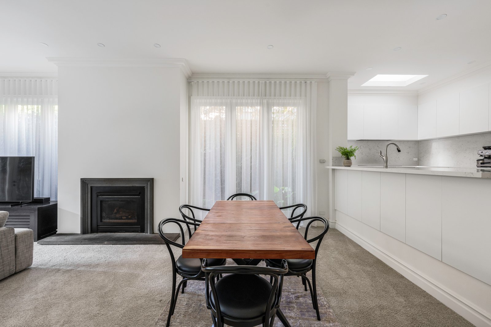 87a Mathoura Road, Toorak, 3142