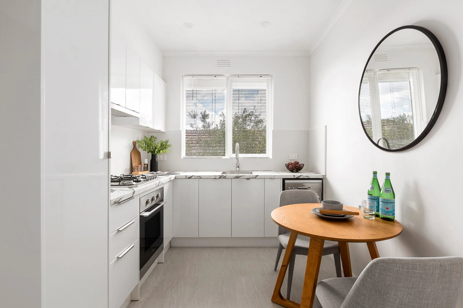 8/6 Closeburn Avenue, Prahran, 3181