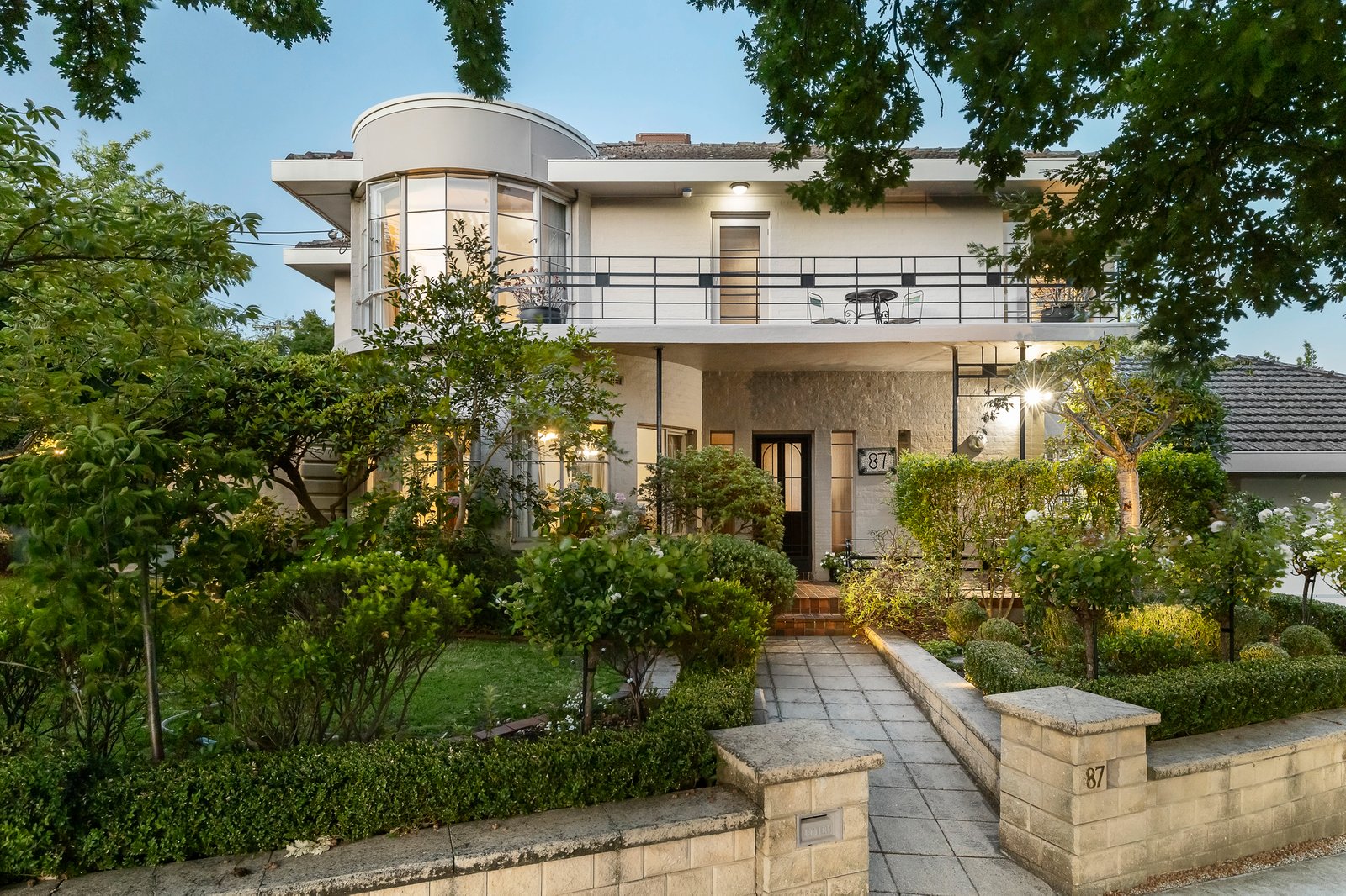87 Victoria Crescent, Mont Albert, 3127