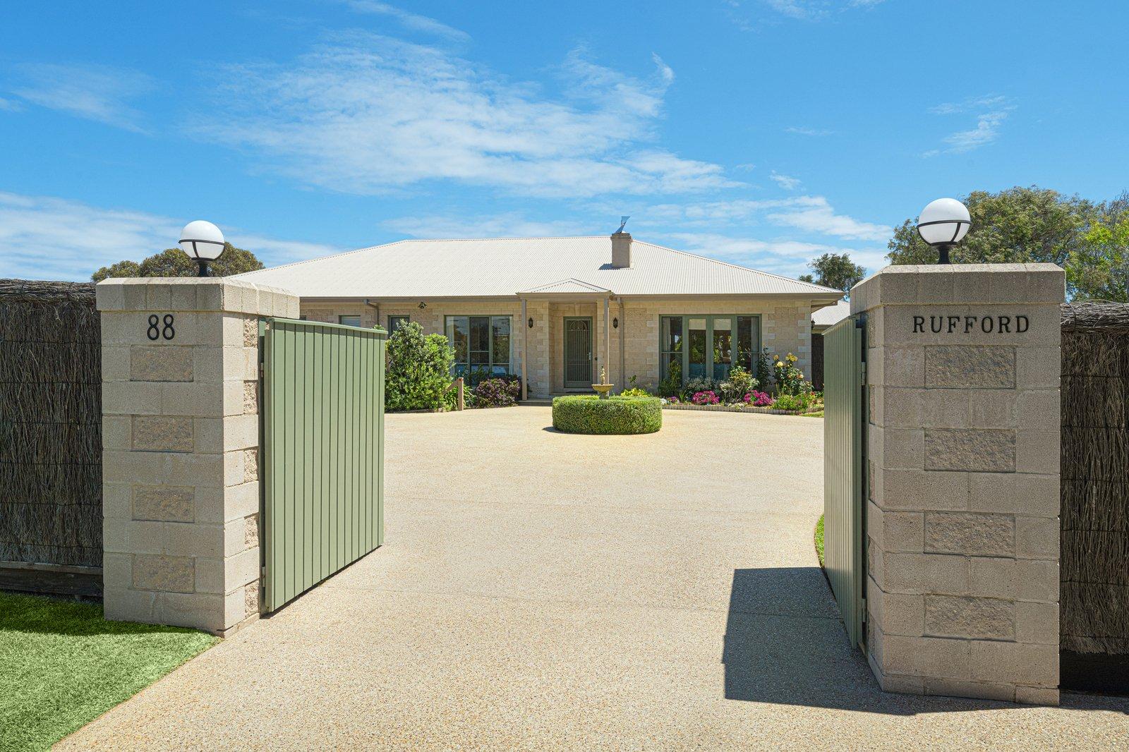 88 Franklin Road, Portsea, 3944