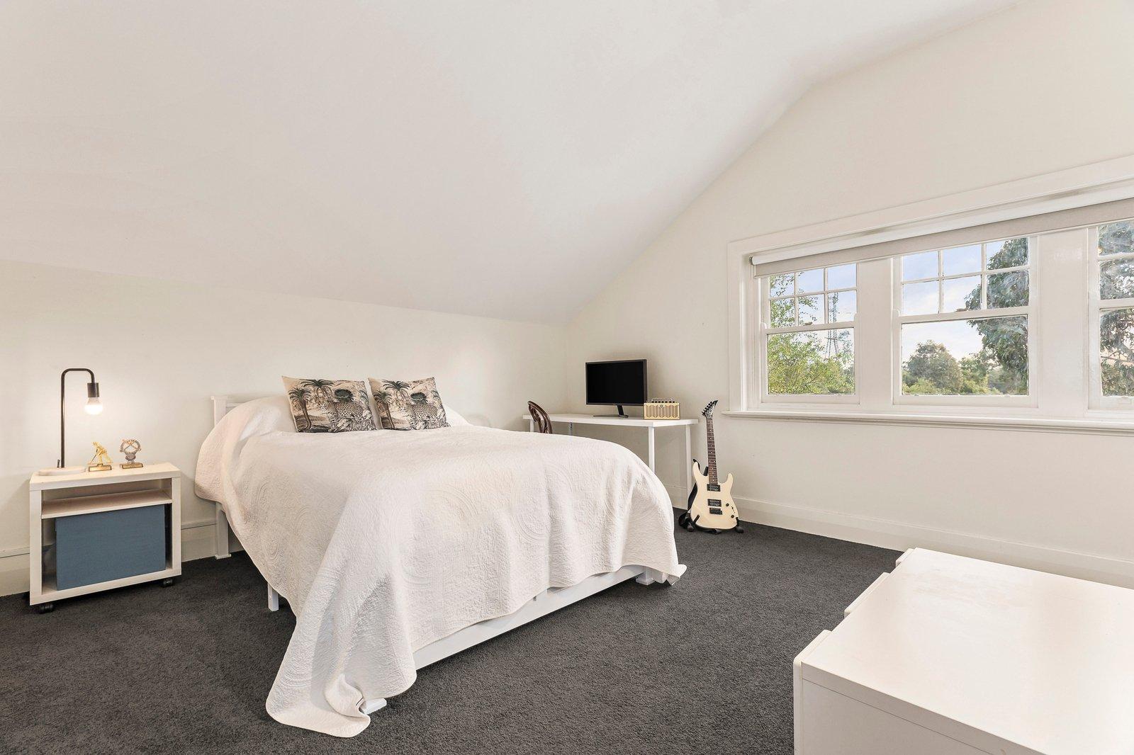 9 Nairn Street, Ashburton, 3147
