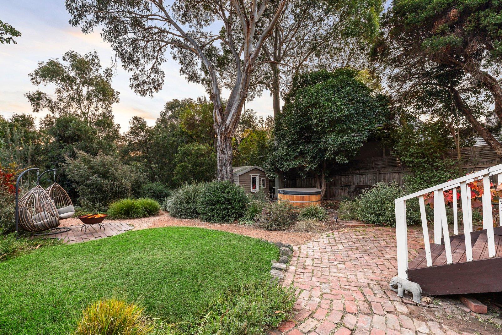 9 Nairn Street, Ashburton, 3147