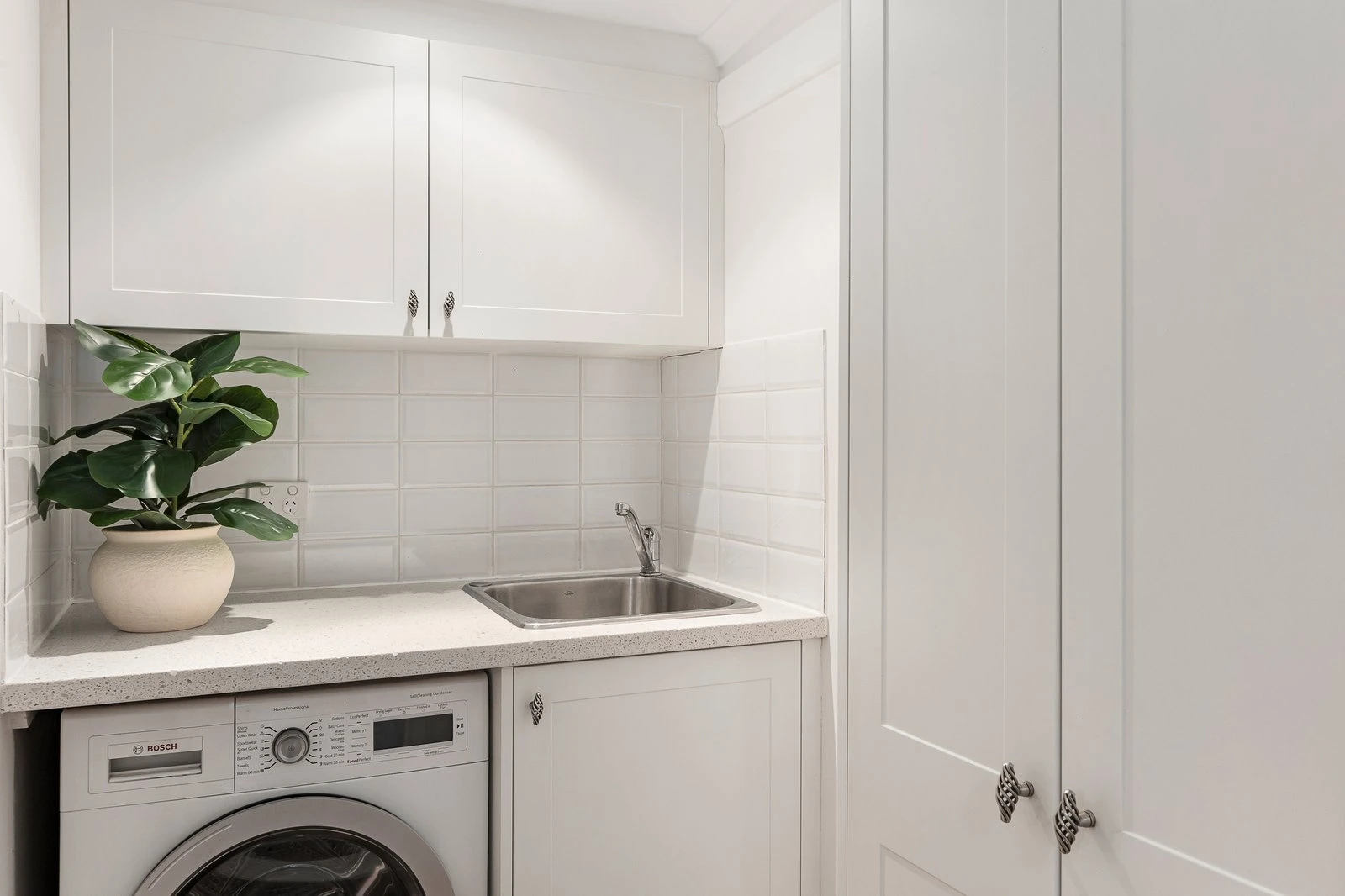 9 Ermington Place, Kew, 3101