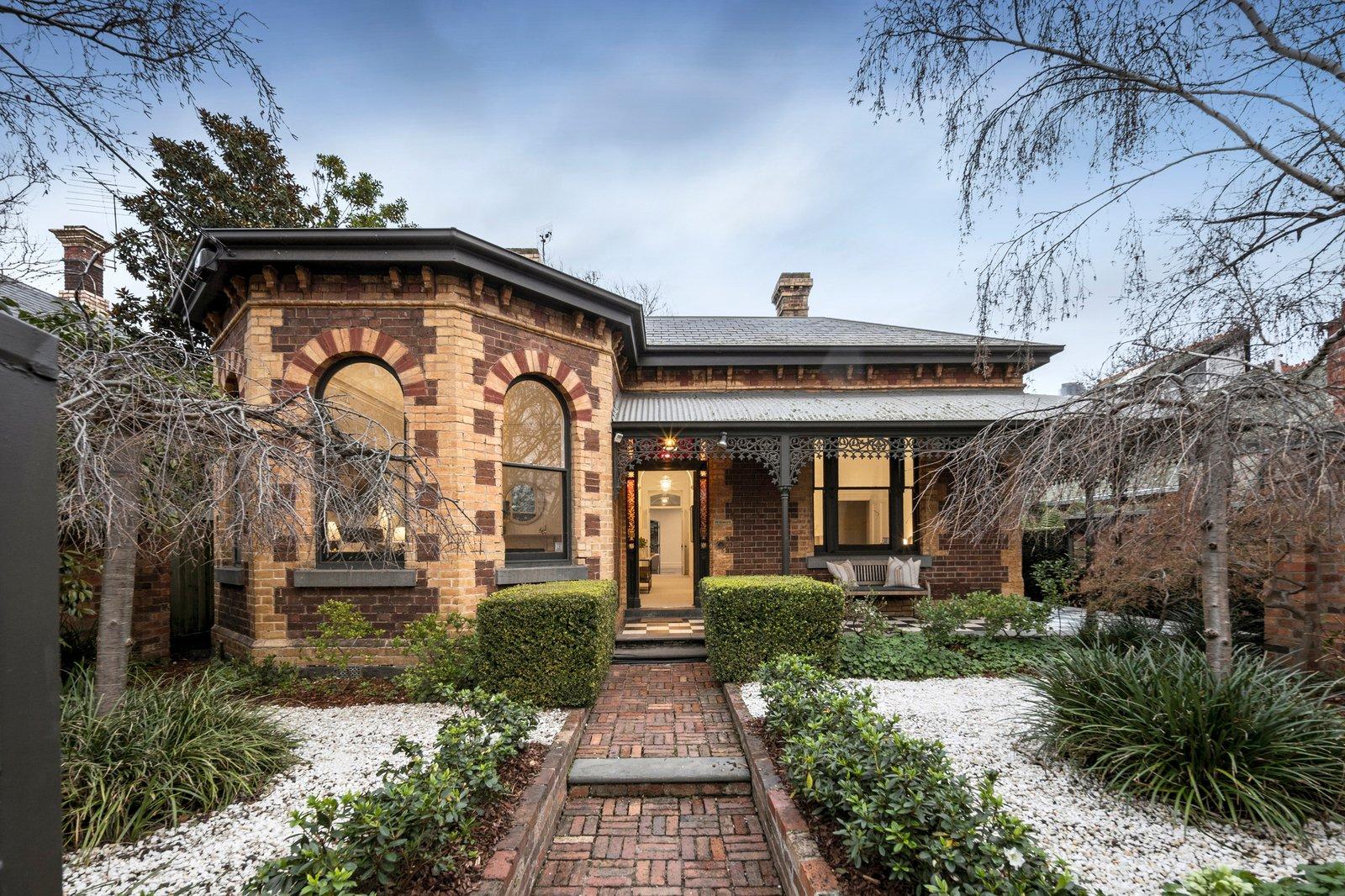 9 Hawksburn Road, South Yarra, 3141