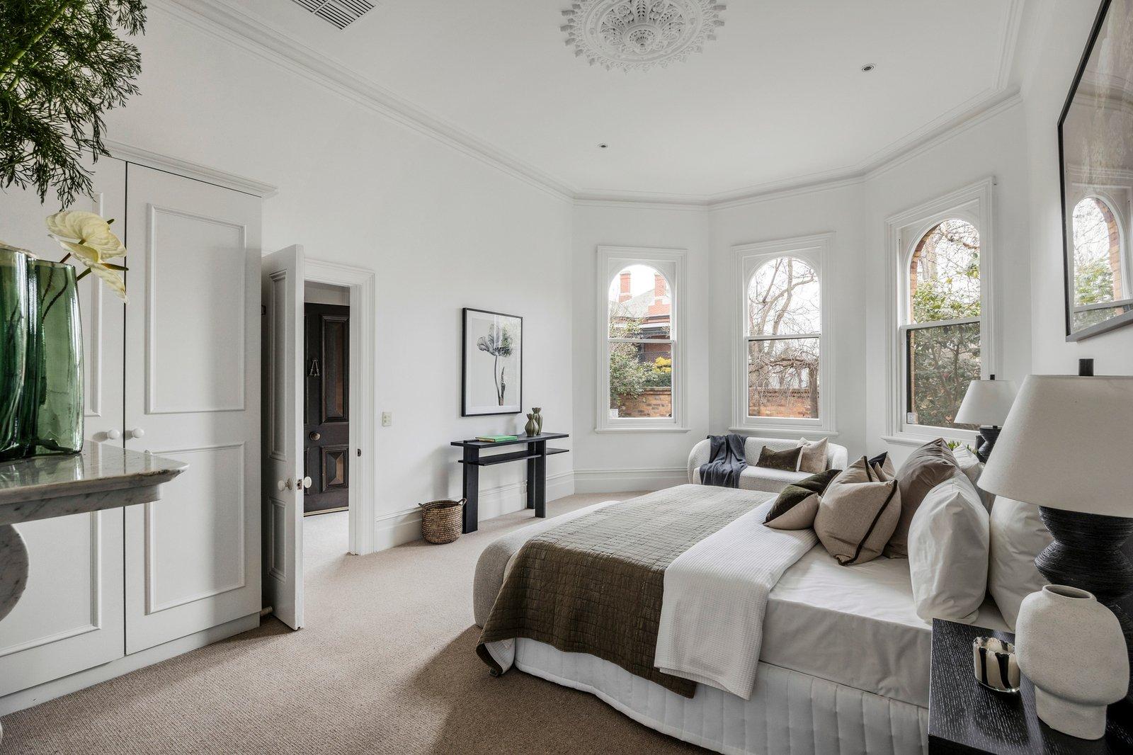 9 Hawksburn Road, South Yarra, 3141