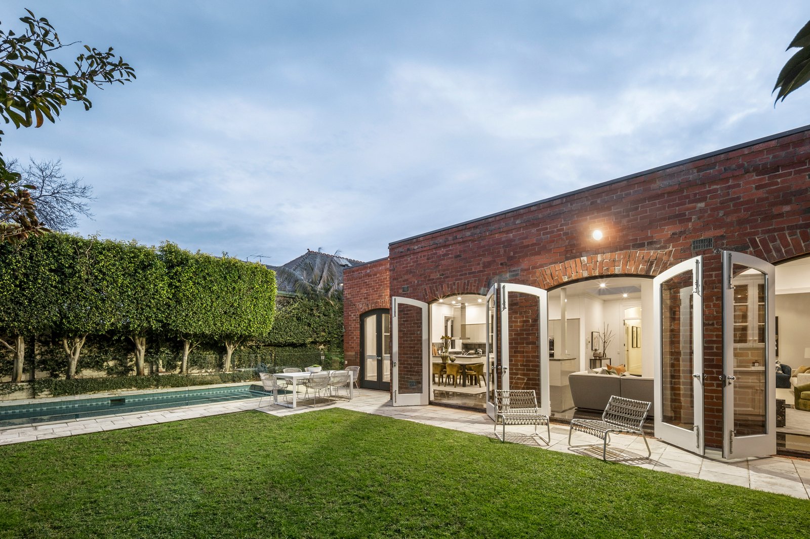 9 Hawksburn Road, South Yarra, 3141
