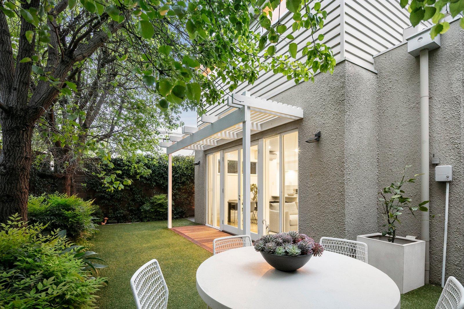9 Invermay Grove, Hawthorn East, 3123