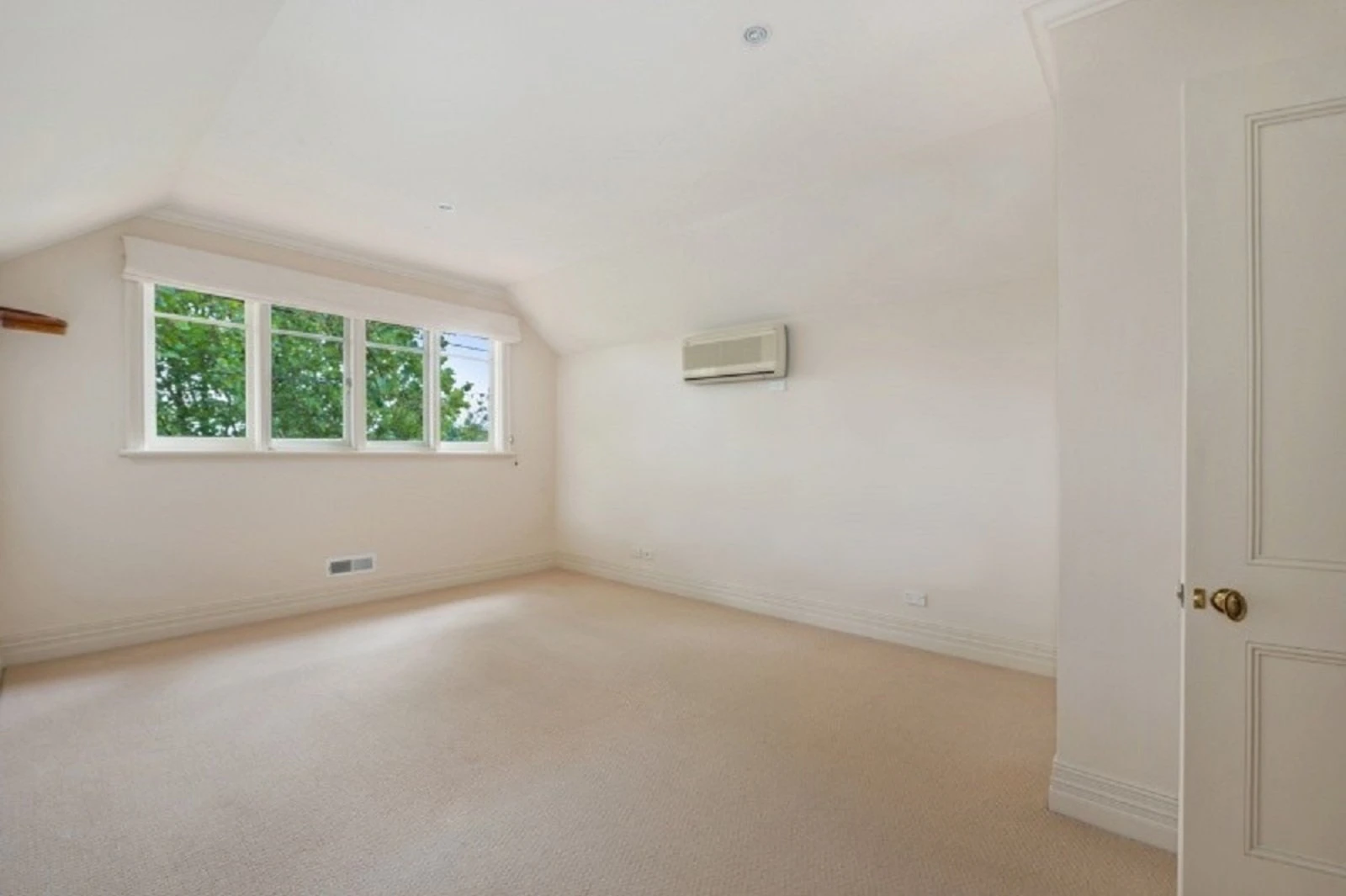 9 Trafalgar Street, Mont Albert, 3127