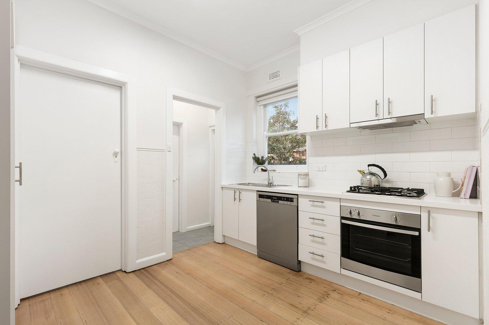9 Wynyeh Street, Malvern East, 3145