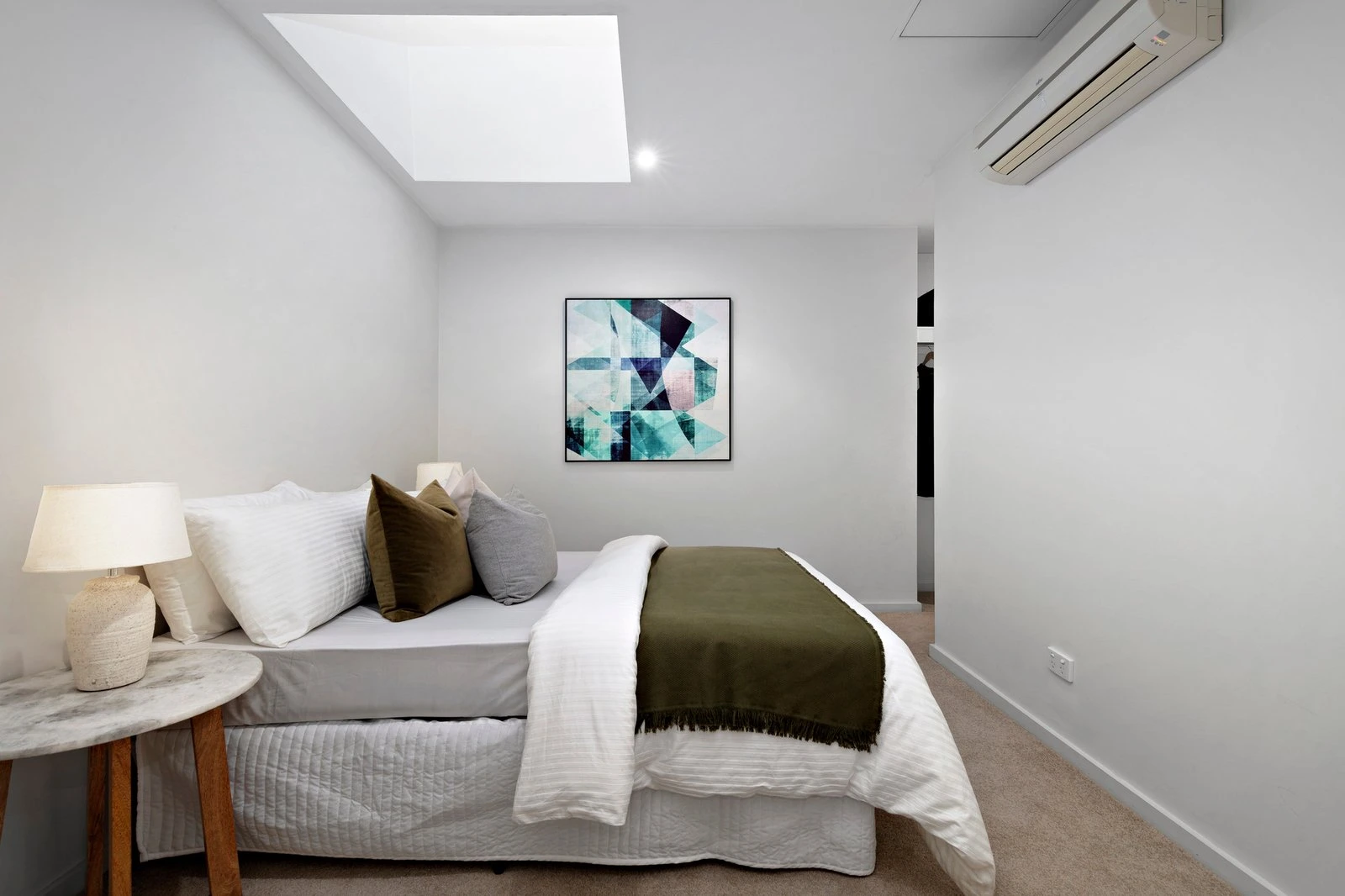 910/57 Bay Street, Port Melbourne, 3207